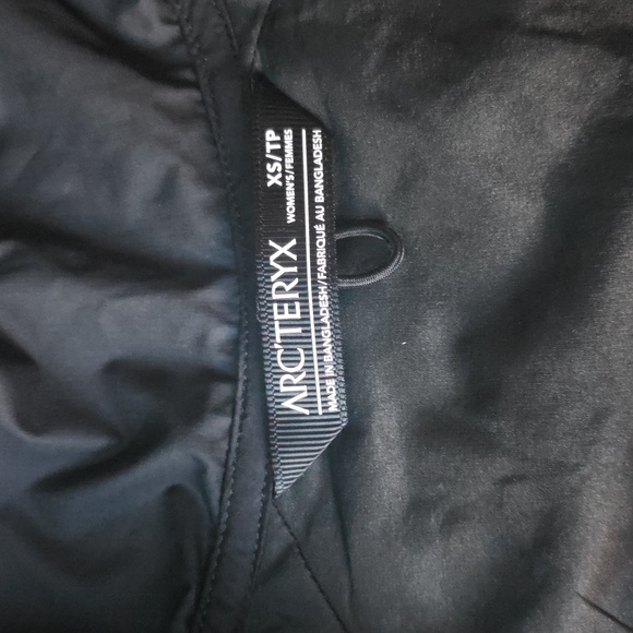 Arcteryx Atom Lightweight Hoody XS Black - Picture 6 of 8